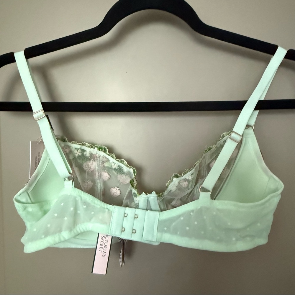 Victoria’s Secret Embroidered Strawberry Bra in Mint Green - 34D - Picture 4 of 5